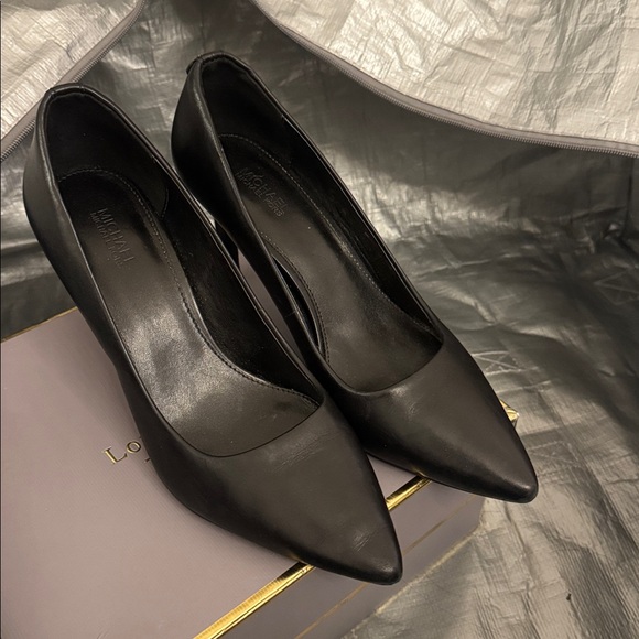 Michael Kors Black Heels - Picture 1 of 4